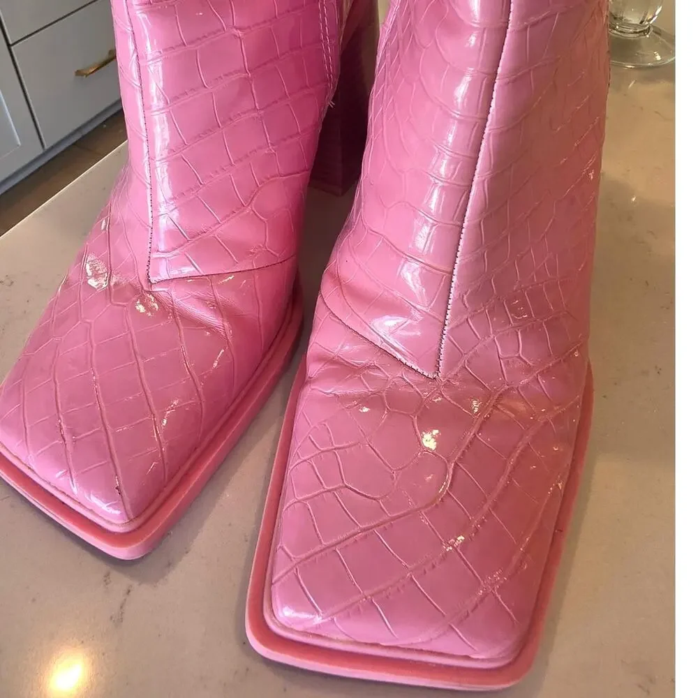 Circus /Layla Bootie in Pink Carnation by Sam Edelman/ Chunky Heel